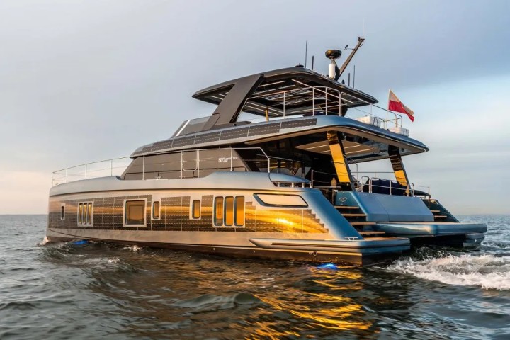 60-sunreef-power