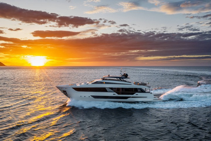 FerrettiYachts1000