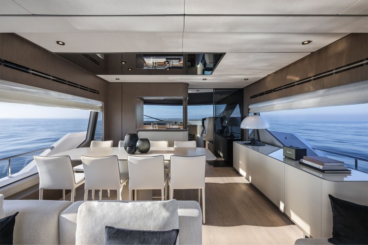 FerrettiYachts720
