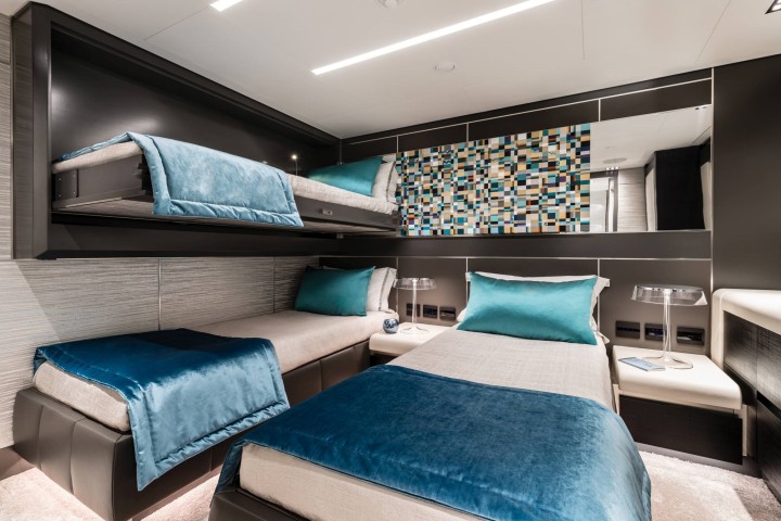 Pershing140