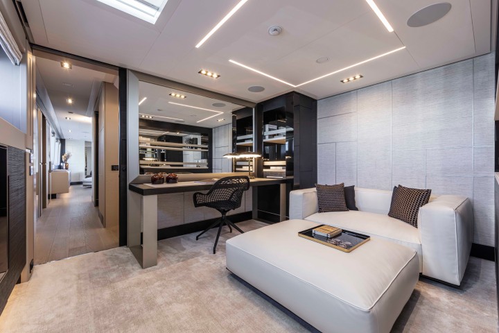 Pershing140