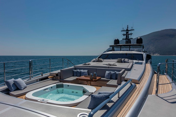 Pershing140