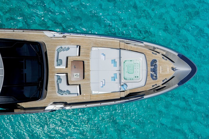 Riva130'Bellissima