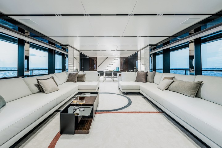 Riva130'Bellissima