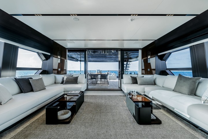 Riva130'Bellissima