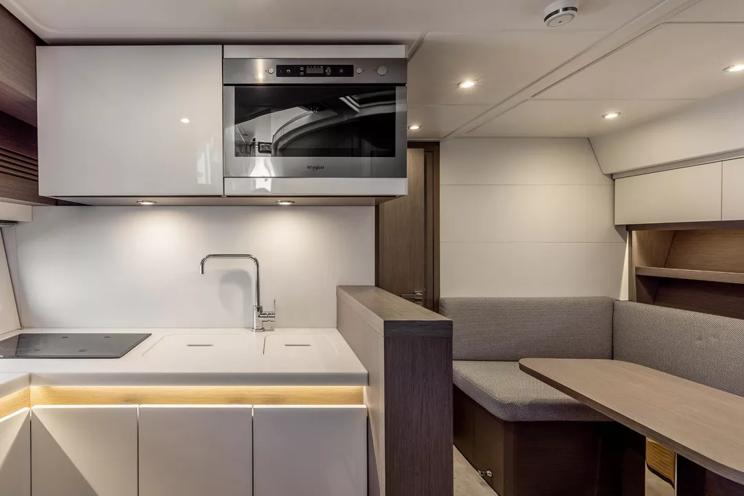 Beneteau Grand Turimo