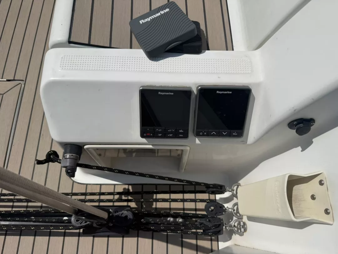 Beneteau First 45