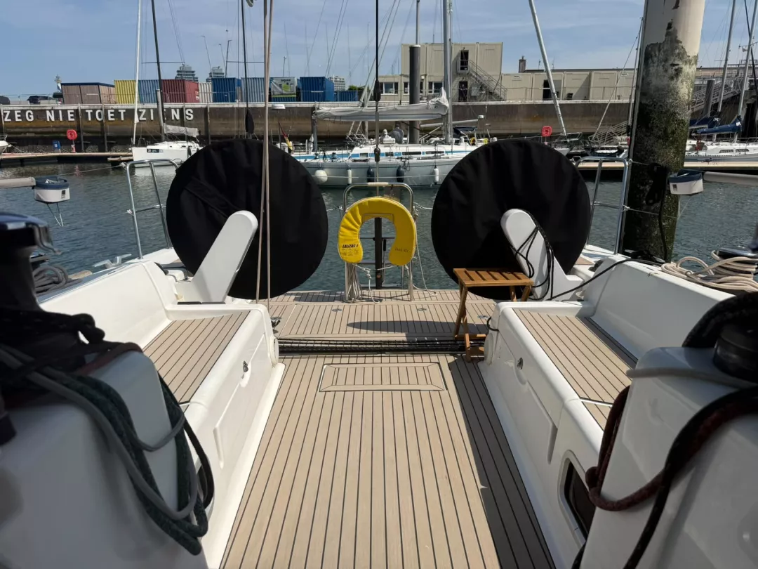 Beneteau First 45