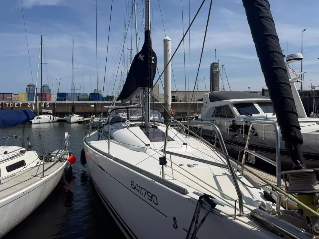 Beneteau First 45