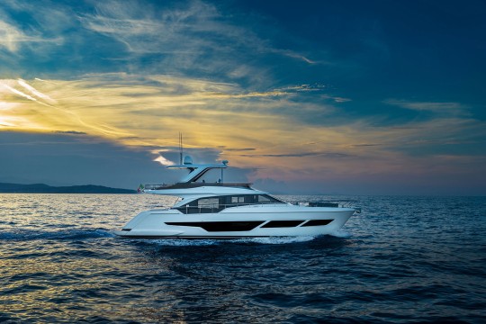 FerrettiYachts670