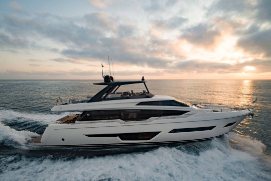 FerrettiYachts780